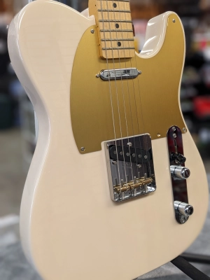 Fender - 025-1962-301 3